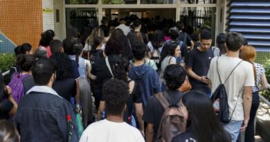 Senado aprova cota de 30% em concursos para negros e indígenas